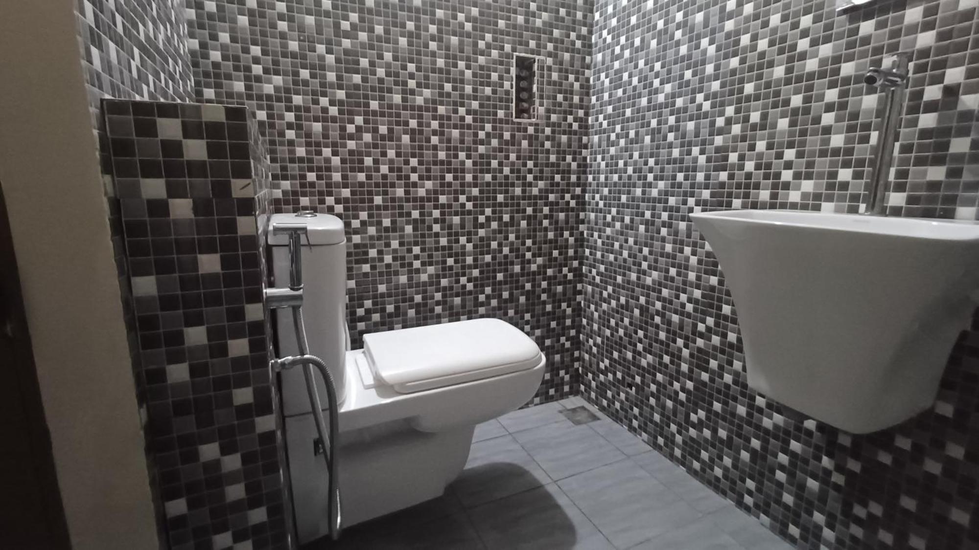 Shi'S Thulasi 2Bhk In Coimbatore Near To Karpagam College, Palakkad Highway, Rathinam College And More Eksteriør bilde